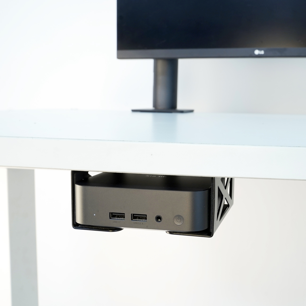 ใต้โต๊ะแล็ปท็อป/ที่ใส่ของคอมพิ - Laptop Accessories Organizer บทวิจารณ์และราคา